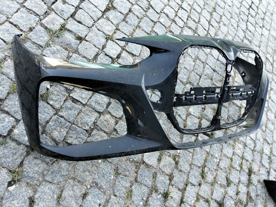 Parachoques BMW G22 G23 g24 g26 pack M  2021