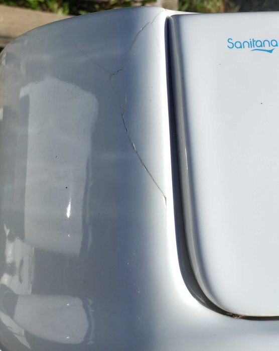 Vendo duas sanitas (WC) modelo "Sanitana Regina".