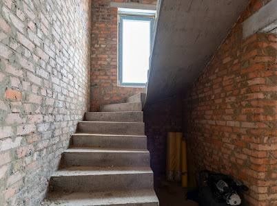 Новий цегляний дуплекс 100 м² з КАМІНОМ і терасою