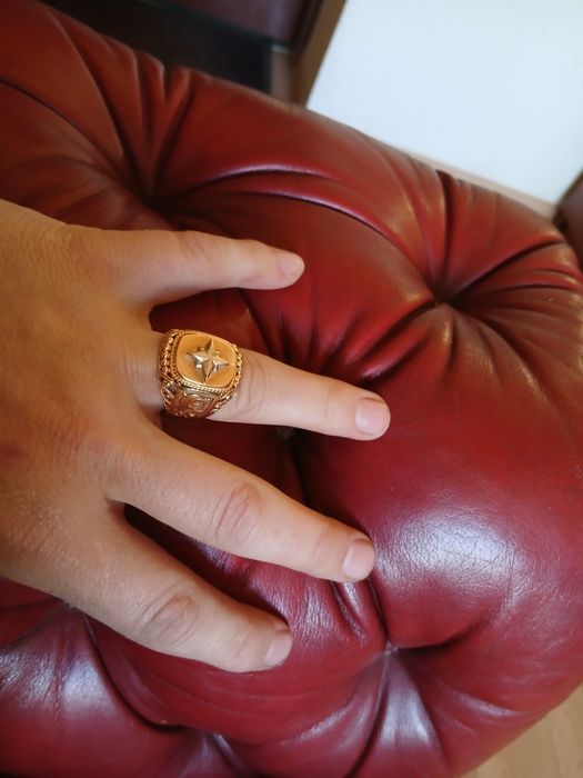 перстень золотий  роза вітрів