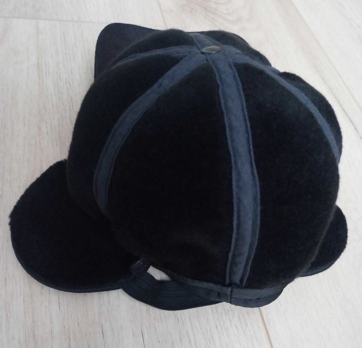шкіра на флісі кожаная тепла з відворотом  бейсболка як нова зимова