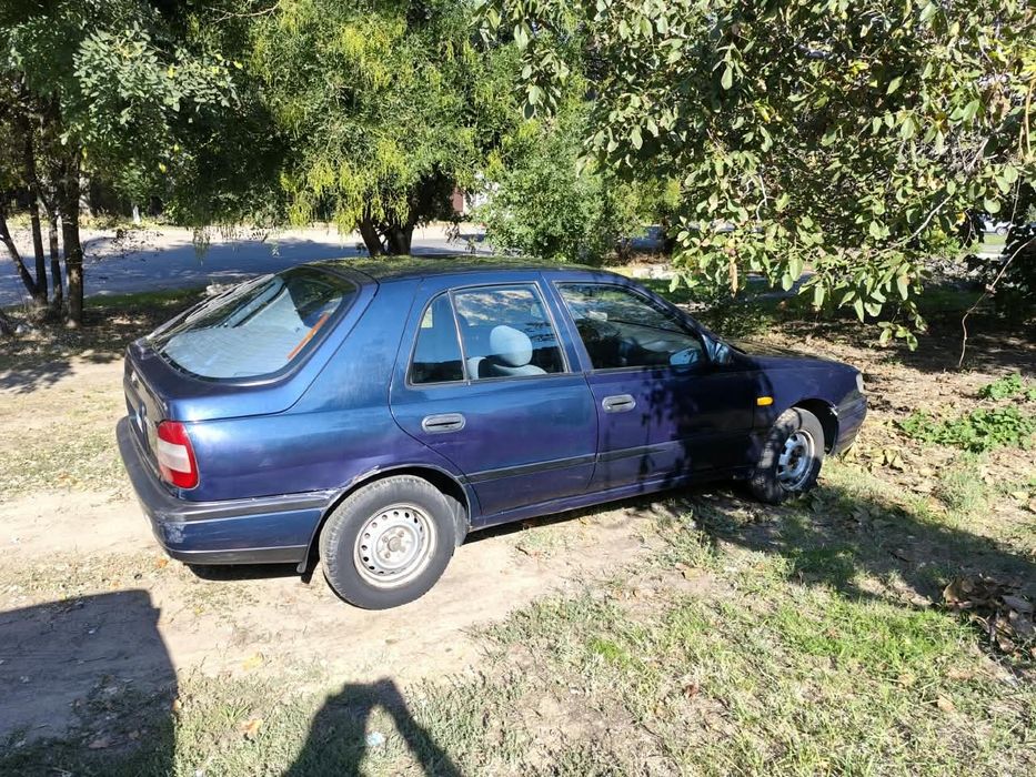 Продам Nissan Sunny 1991 года дізель в прекрасному стані