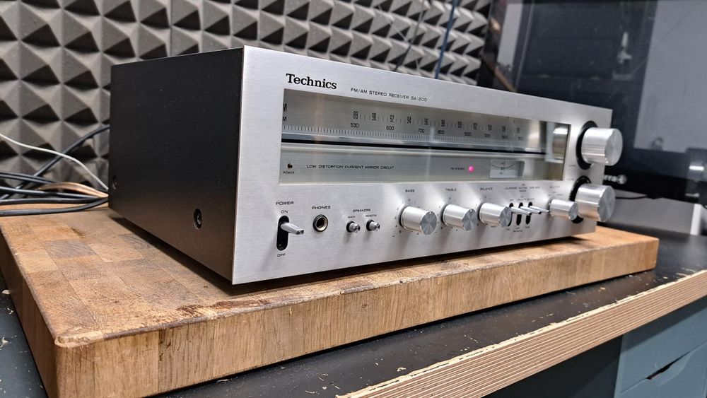 Amplituner Technics SA-200