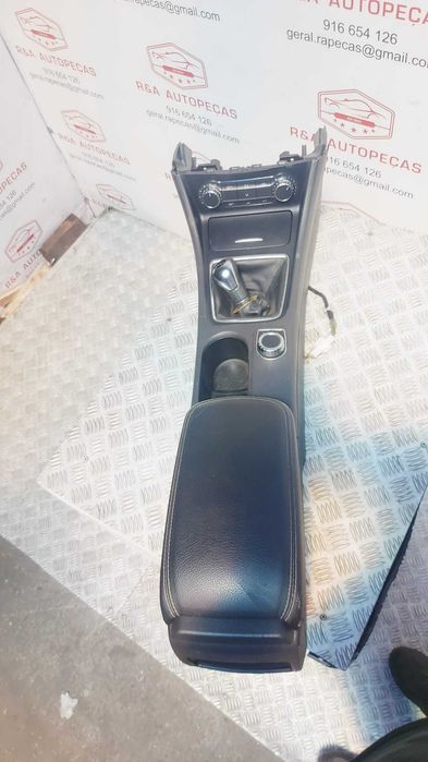 Consola Central Climatronic Apoio Braço Manete Velocidades Mercedes Class A CLA Original