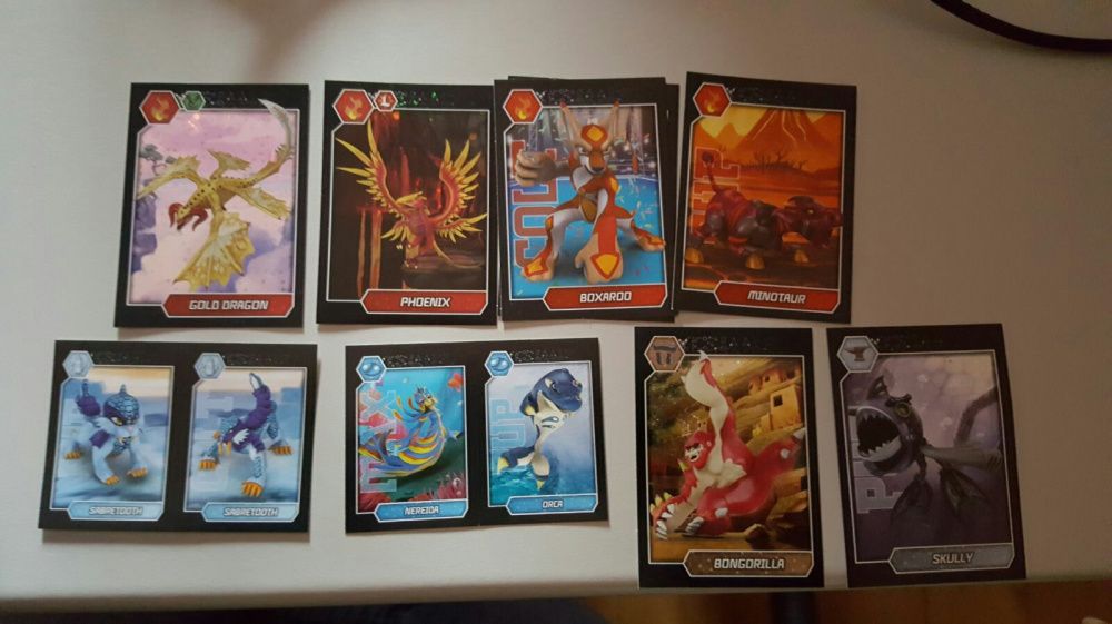 Cromos Invizimals Legends