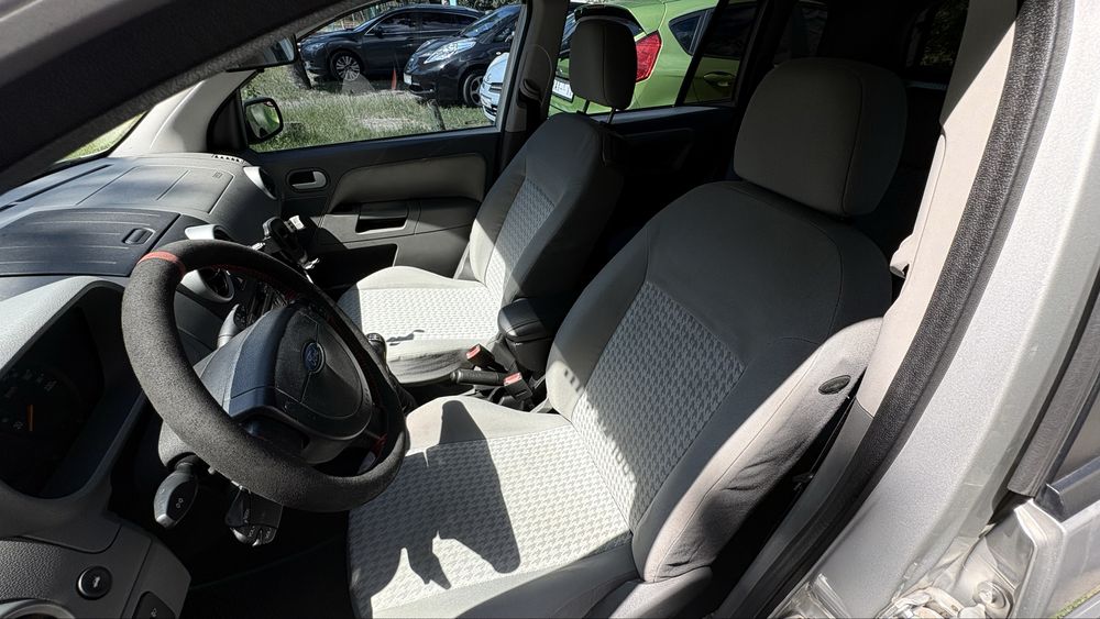 Ford Fusion 2003 VIN WF0UXXGAJU2A55090 фото оголошення 7 з 24
