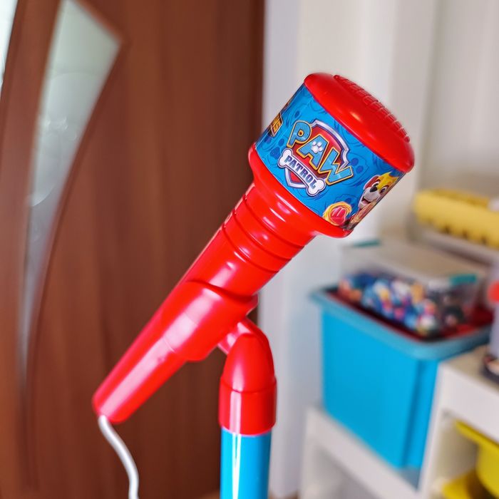 Мікрофон дитячий на стійці,з підсвіткою, музичний іграшковий мікрофон