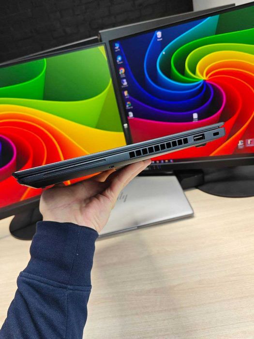 Ноутбук Lenovo ThinkPad X13 Gen 1 •Core i7-10710U•16GB DDR4•128GB SSD