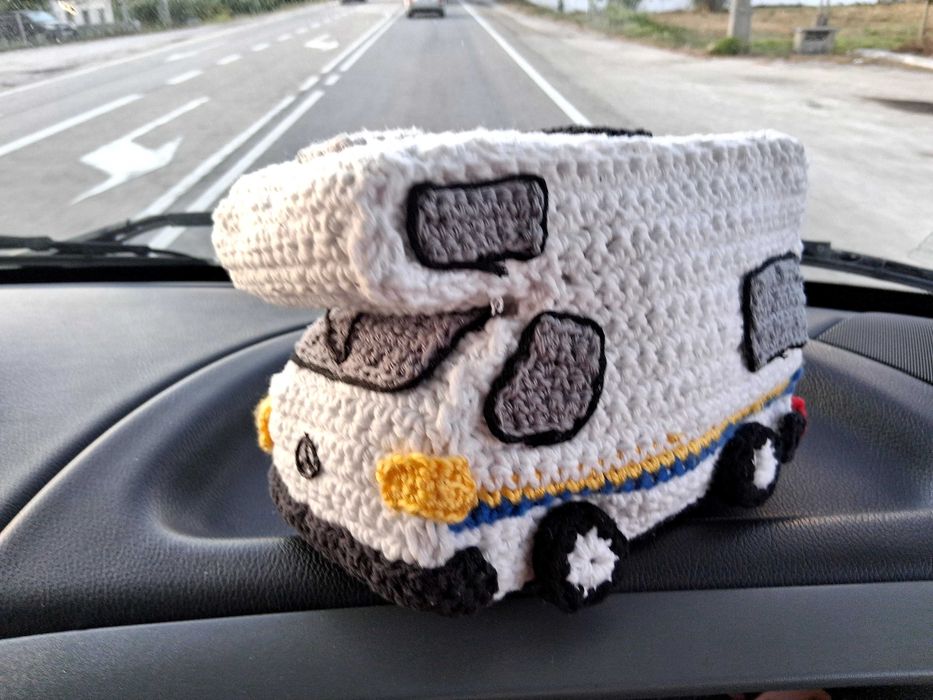 Autocaravana ou caravana em croché personalizada