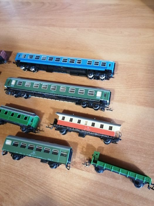 Wagoniki kolejki elektrycznej w skali tt, 10 sztuk