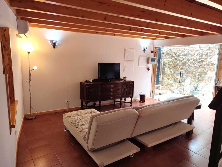 Aluguer- Casa Serra da Estrela (Cortes do Meio) Piscinas Naturais-120€