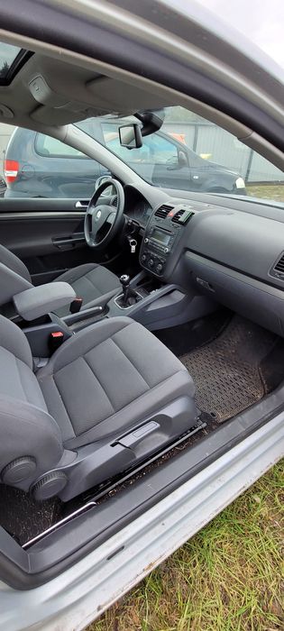 Sprowadzony z Niemiec 1.6 FSI