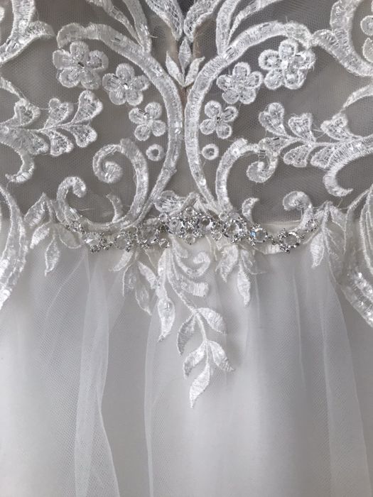 Suknia ślubna 38/40 ivory