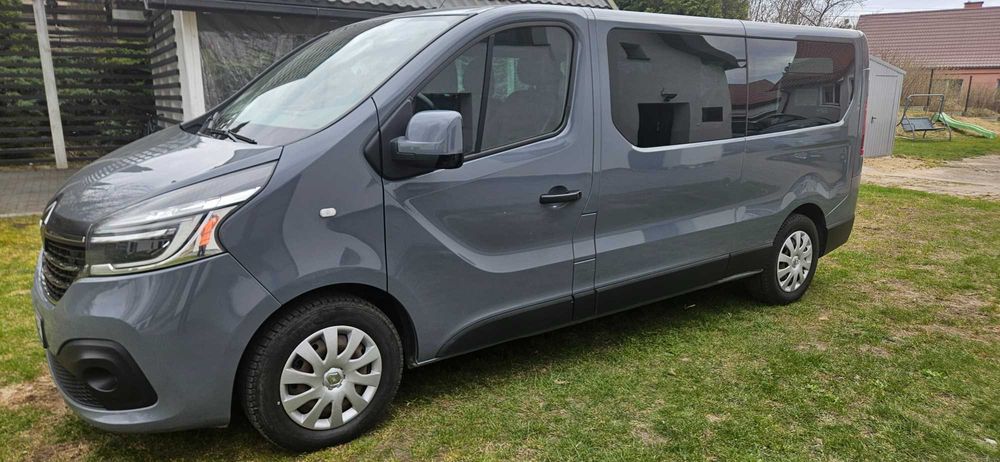 RENAULT TRAFFIC  2.0 dCi -120km -9 osobowy long.