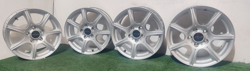 Felgi aluminiowe OXXO 5x108 et43 15" 6.5J Ford C-Max Focus Volvo