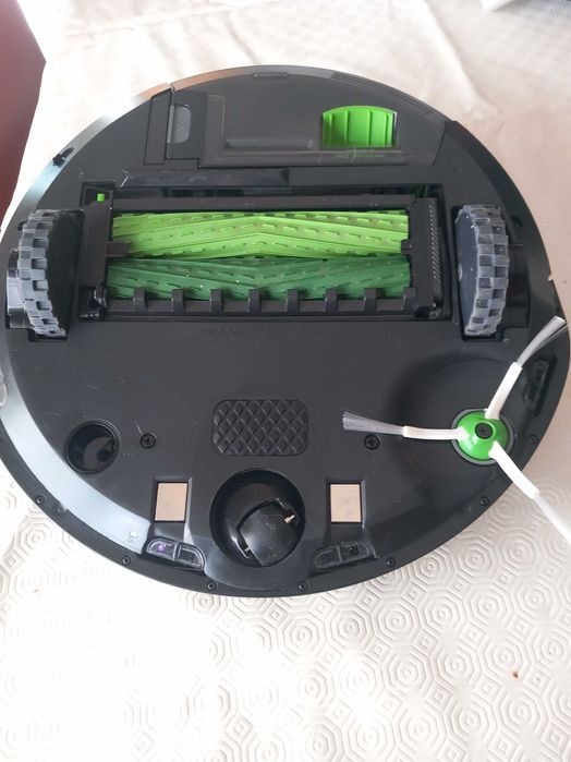 Robot Aspirador e Mopa Roomba i5 c estaçao lixo