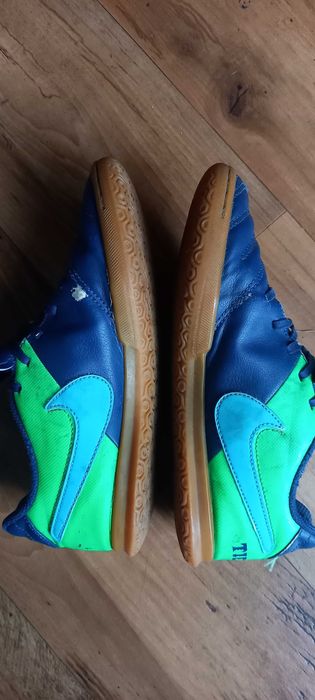 Buty sportowe halówki Nike rozm.37,5