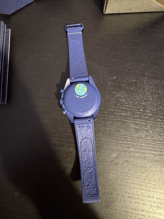 Relogio Omega x Moonswatch Mission to earthphase