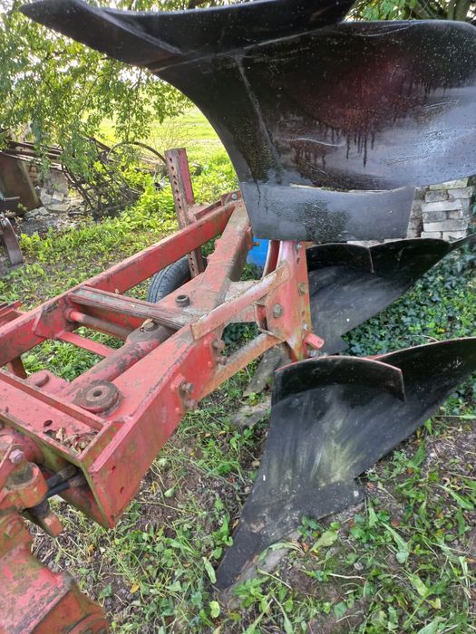 Pług obrotowy 2/3 skiby NIEMEYER