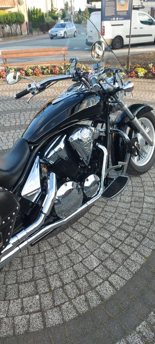 Motor honda vt 1300