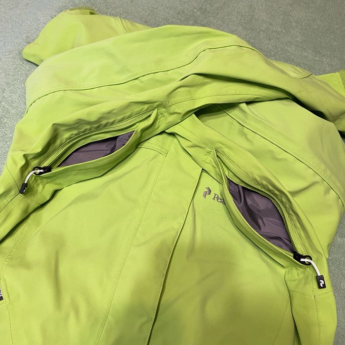 Лижна куртка Peak Performance