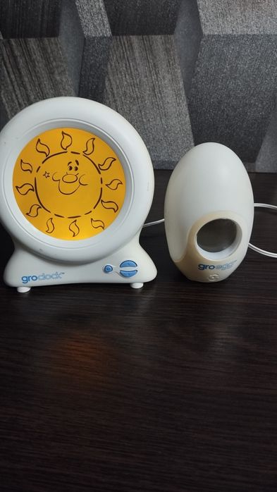 Будильник-нічник та кімнатний термометр