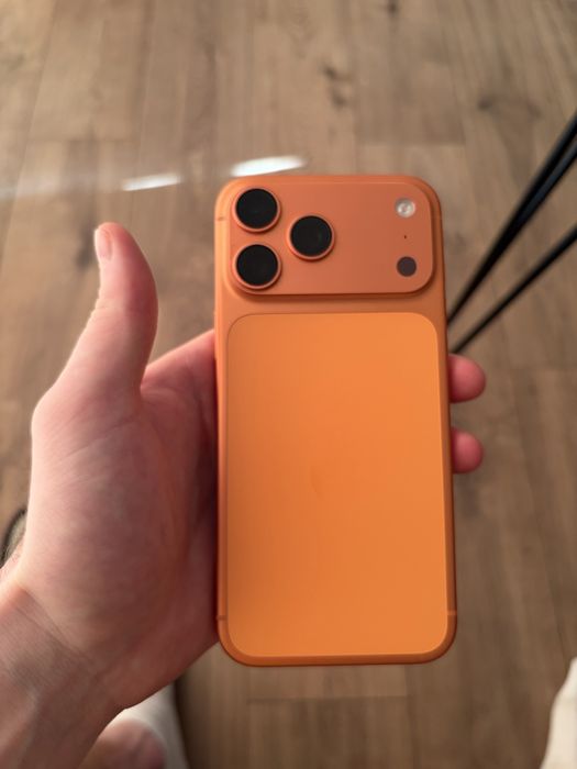 iPhone 17 Pro Max 256GB, оранжевый