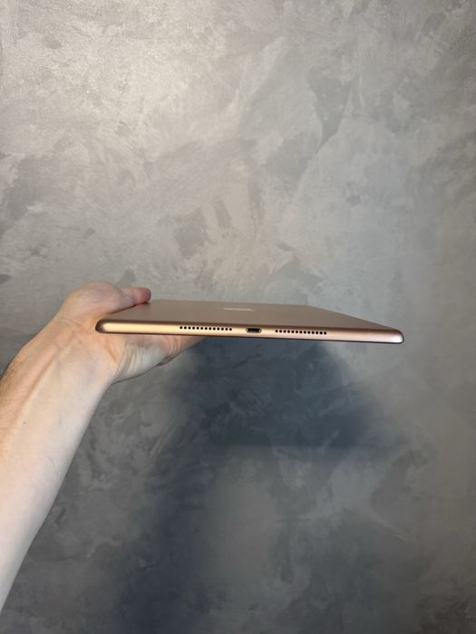 iPad 7 32Gb 10.2”  Wi-Fi  Планшет Apple  Айпад Чудовий Стан