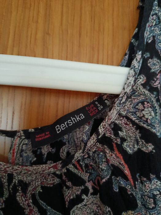 Camisola com padrão sem ombros