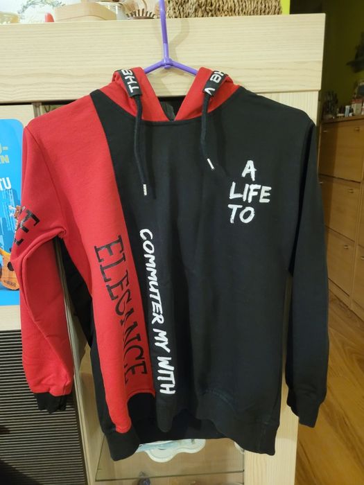 Bluza dla chłopca z kapturem 146