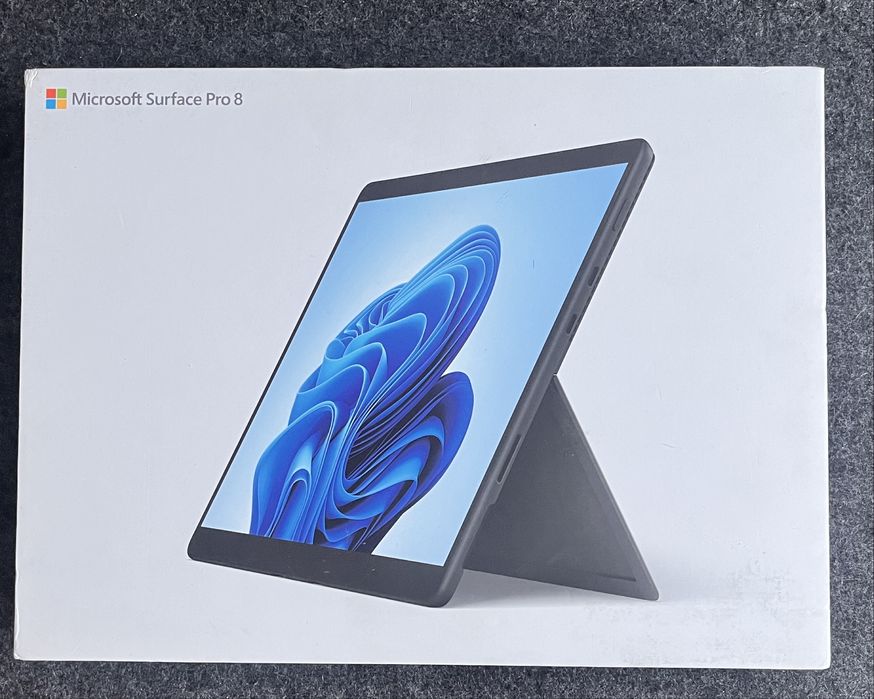 Microsoft Surface Pro 8 i7 / 16 GB RAM / 512 GB SSD /Klawiatura