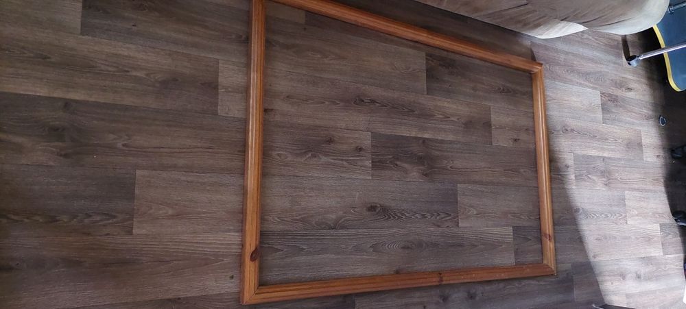 Рамка дерев'яна р. 120×80×4×3см для картин