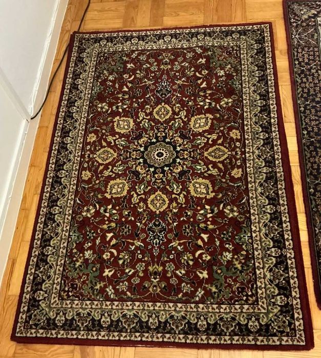 Carpete / Tapete / Alcatifa com padrão oriental / persa