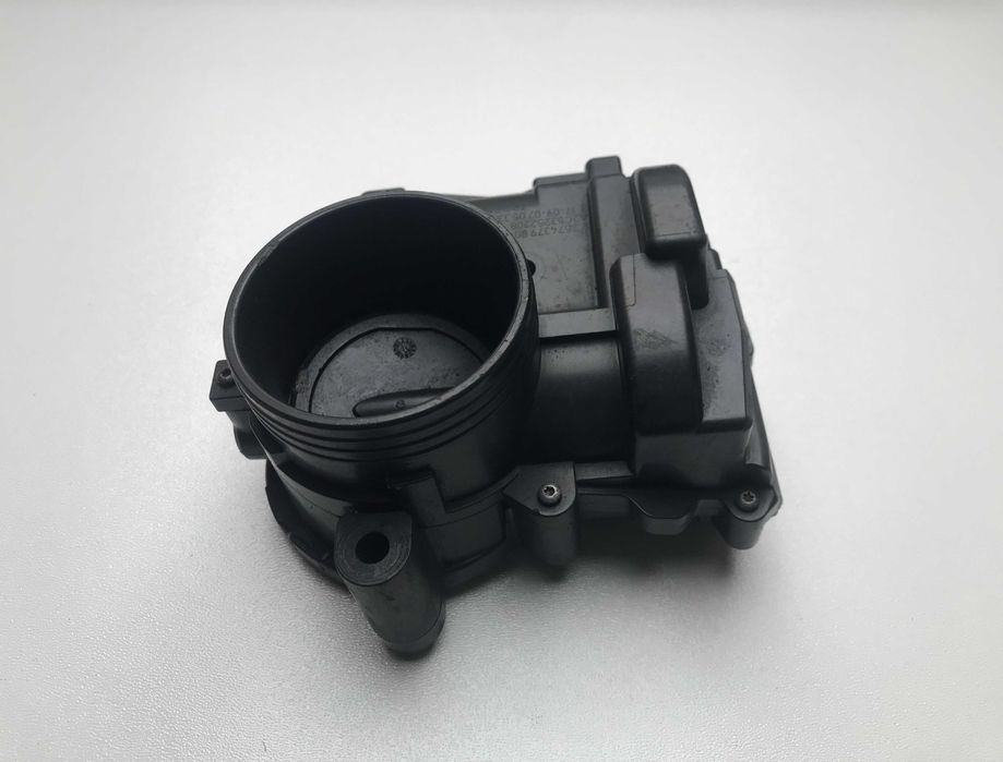Дросельна заслонка Peugeot 2008. 3008. 5008. 508 - 1.6 VTI
