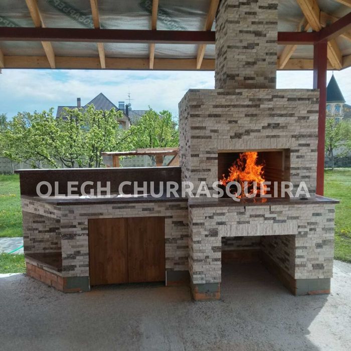 Churrasqueira, forno de pizza, fogão a lenha - construção manual