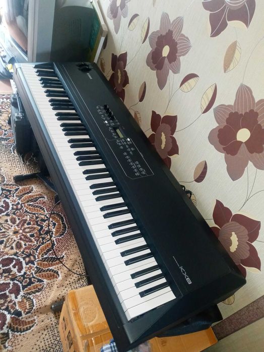 イグアナコゲオさん専用 Студійний інструмент Yamaha KX 8 , MIDI - клавіатура , 88 клавіш