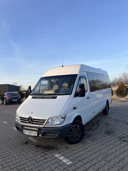 Mecedes-Benz Sprinter 316cdi легковий 8+1
