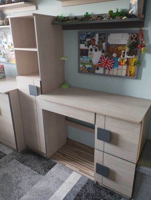 Meble młodzieżowe GUMI szare szafa/ biurko/ łóżko