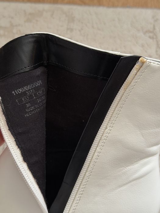 Чоботи bershka нові 38 розмір