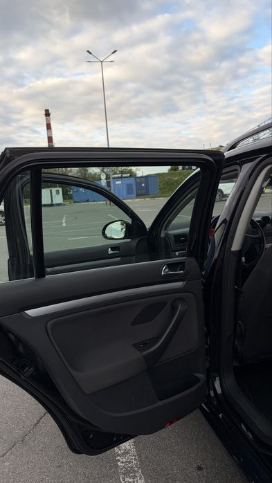 Volkswagen Golf 2008 год