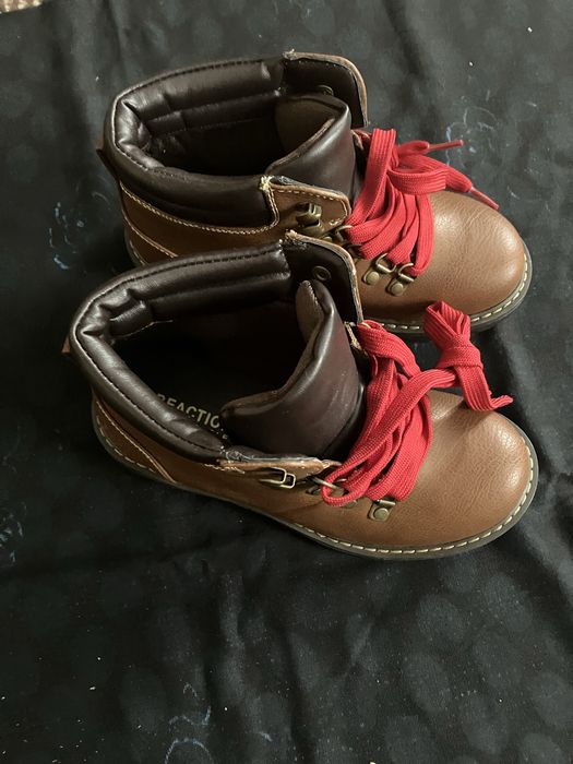 Ботиночки  демисезонные брендовые