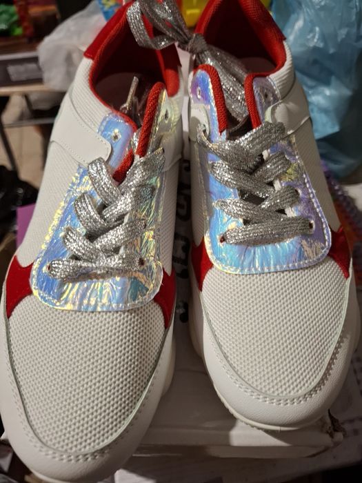 Buty rozmiar 39 nowe