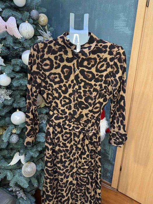 Леопардова сукня