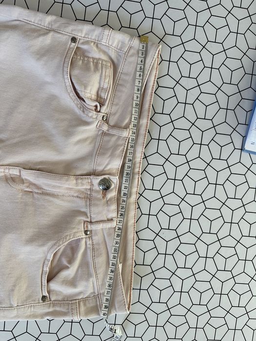 Spodnie rurki pudrowy róż, rozmiar 42 — stan dobry
