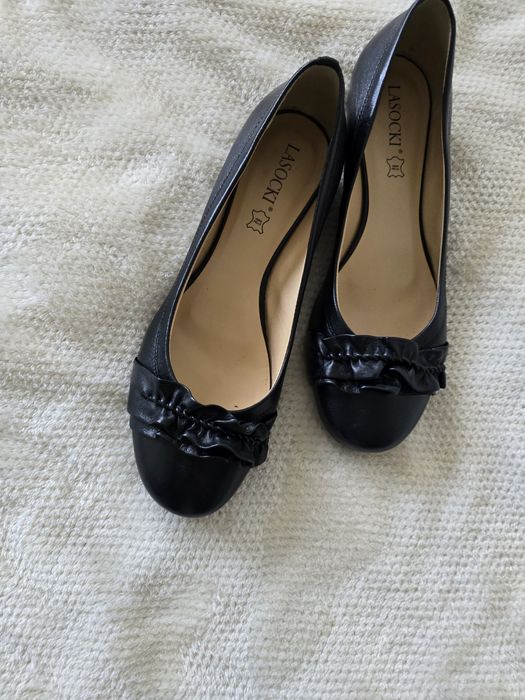 Lasocki skórzane baleriny 41