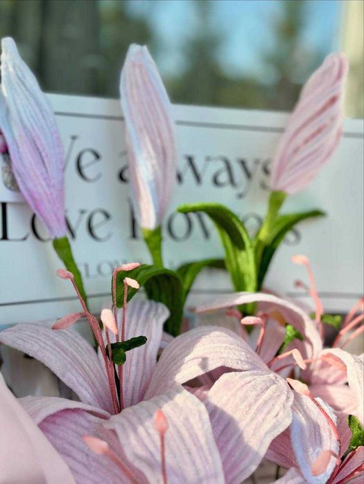 Неймовірний букет лілій ручної роботи