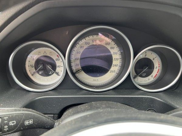 Para peças MERCEDES-BENZ Classe E (W212)