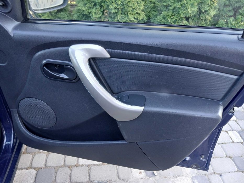Dacia Sandero 2012