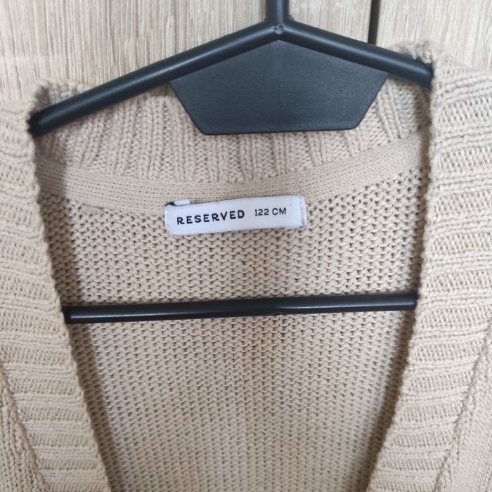 Sweterek Reserved 122