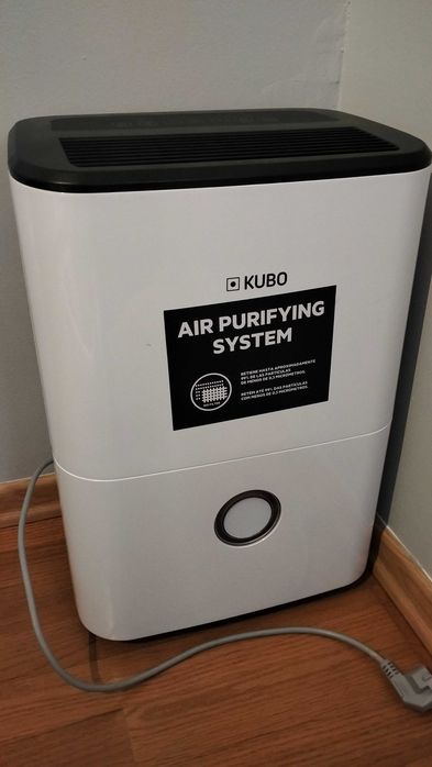 Desumidificador KUBO KBDH4759 (Capacidade de extração 20 L/dia), na garantia